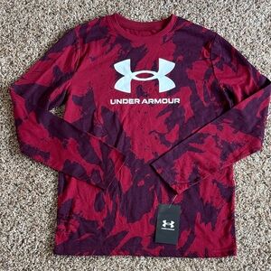 Under Armour Boys Red Print Long Sleeve Shirt Size Medium